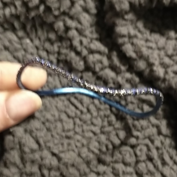 Blue Wave Sparkles Bracelet - Picture 7 of 7